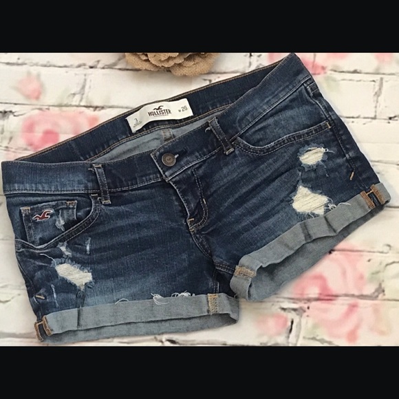🌸Hollister Distressed Cuffed Denim Shorts - Picture 3 of 8